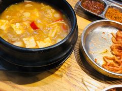 -青瓦炭韩潮烤肉(花园道店)