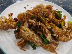 濑尿虾-郭姐·威海渔村(黄兴路店)