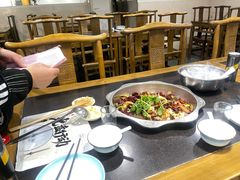 -龙顺园麻辣香锅(机场店)