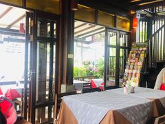 -Dash Teak House