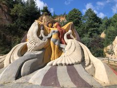 -彩色沙林风景区