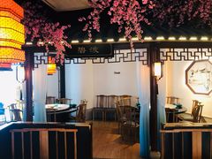 -荷塘秋月·本帮江浙菜(国权路店)