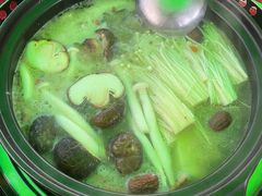 -花苑美食横琴生蚝火锅(拱北粤华路店)