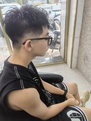 -苏奇发型·烫发染发