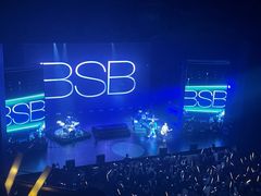 -交通银行前滩31演艺中心