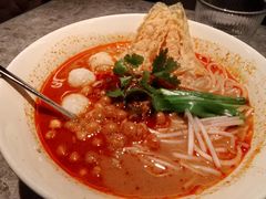 招牌秘制酸汤米线-留半山·香港食堂(啦啦宝都店)