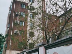 -上海市静安区图书馆(新闸路馆)