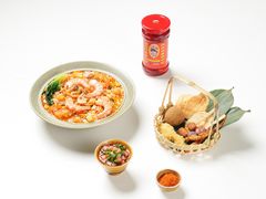-包整·丝娃娃(一览甲秀楼风景店)