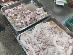 -标记美食新鲜猪杂(兴南大道店)
