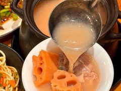 -莲餐厅·湖北菜·潜江小龙虾店(愚园路店)