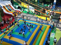 -蒙特利亲子乐园