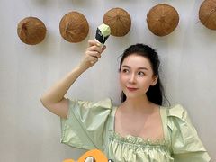 -蔻蔻椰·鲜萃椰子水(欢乐港湾店)