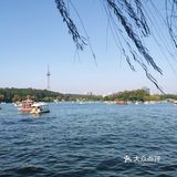 烈士公园原来可以这么美[亲亲]