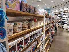 -名创优品(广州萝岗万达广场店)