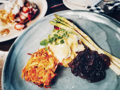 -ROAST coffee & eatery