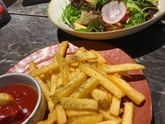 -LESCEDARS Brasserie Bistro香柏树