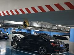 -日月光中心-停车场