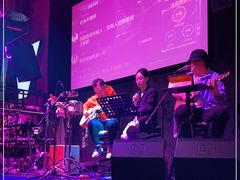 -vimi便利店酒吧