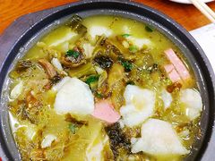 石锅酸菜鱼-周鱼小馆石锅酸菜鱼(活力汇店)