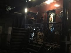 露天位-火车头法国西餐厅