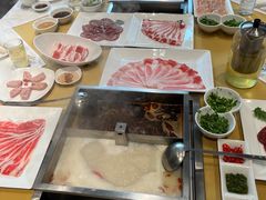 -皇城老妈·大连海鲜火锅(港湾店)
