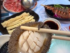 -鲜入围煮花胶鸡海鲜火锅