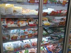 -华润万家(朱雀大街店)