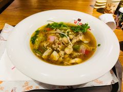 -哇蛙牛功夫面渝都料理(龙阳广场店)