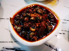 -凤凰路何眼镜香辣蟹(花果园店)