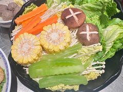 -潮界(虹桥新天地店)