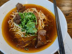 -碗里捞川渝特色面(沙河玖耀里店)