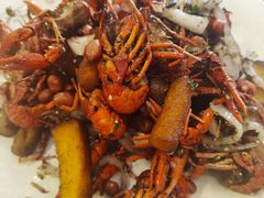 -鲁小三·大骨自助(金山总店)