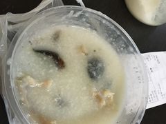 皮蛋瘦肉粥-华峰食馆(氹仔店)