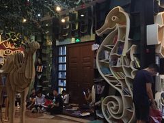 -钟书阁(松江泰晤士小镇店)