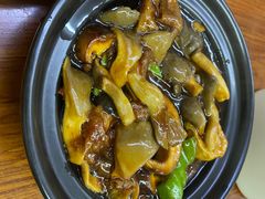 -胡子饮食店