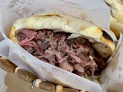 -闫家驴肉老店(华电一校店)