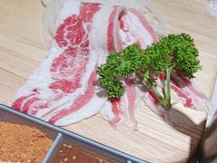 -三国惹火烤肉·中日韩烤肉集合店(百草路店)