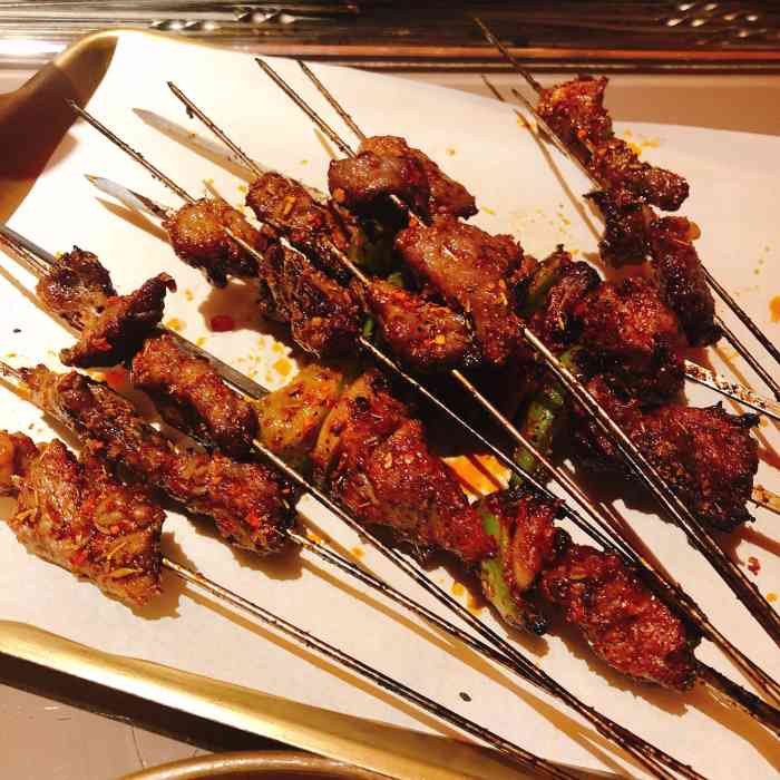 碎怂烤肉(钟楼柳巷店)-"年前最后一次一起去聚餐碎怂烤肉在西安也.