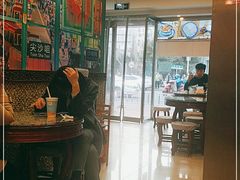 -广信牛奶甜品世家(台东店)