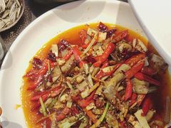 -川流不息·地道川菜·小龙虾(松东路店)