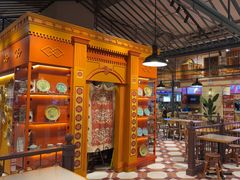 -大食代美食广场(上海中心店)