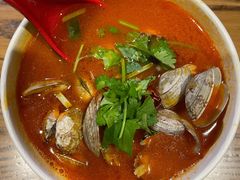 -何记花甲(海岸城旗舰店)