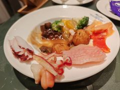 -四海一家自助餐(益田假日广场店)