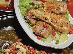 -小小河边鱼(天润城店)