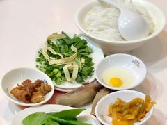 -桥香园云南过桥米线(金马碧鸡店)