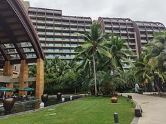 -三亚湾海居铂尔曼度假酒店