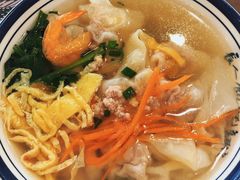 鲜肉馄饨-长人馄饨铺(解放街店)