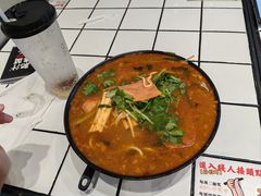 -肥汁米蘭香港米线(长宁来福士店)