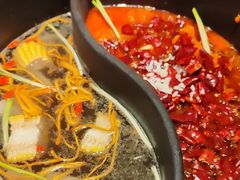 -沸炉重庆老火锅(军事博物馆店)