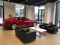 -TESLA 特斯拉(上海太古汇体验店)